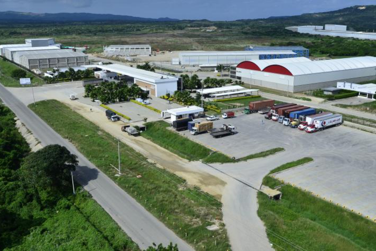 Cartonera Nacional montará planta en la Zona Franca La Cayena